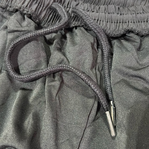 PUMA Woven Athletic drawstring elastic waist,2 hip pocket,inner boxer lined - Picture 8 of 8